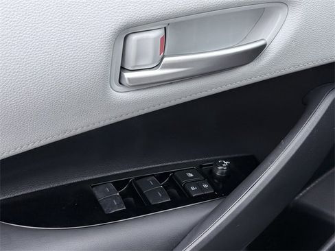 Certified 2022 Toyota Corolla SE image 34