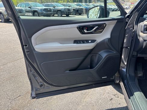 New 2026 Subaru Forester Limited AWD/4WD image 10