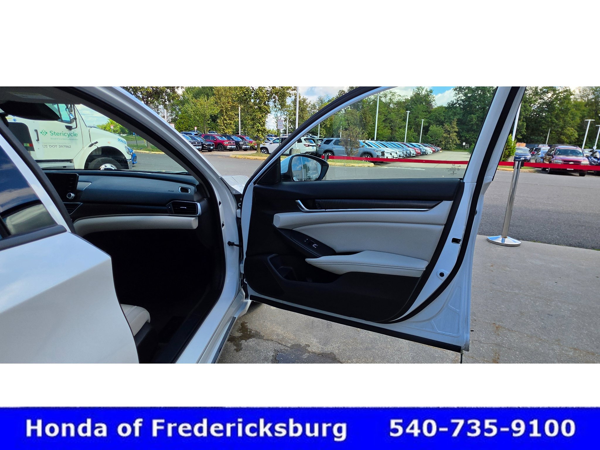 Certified 2020 Honda Accord EX image 26