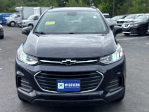 Used 2021 Chevrolet Trax LT w/ Sport Edition AWD/4WD image 3