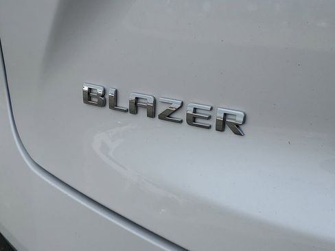 Used 2025 Chevrolet Blazer Premier w/ Driver Confidence II Package image 36