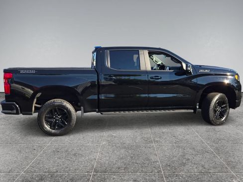 Certified 2022 Chevrolet Silverado 1500 LT Trail Boss w/ LT Trail Boss Premium Package AWD/4WD image 16