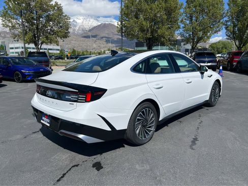 New 2026 Hyundai Sonata Limited FWD image 7