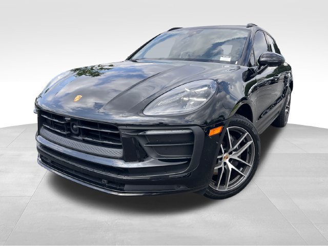 Used 2023 Porsche Macan Turbo AWD/4WD image 9