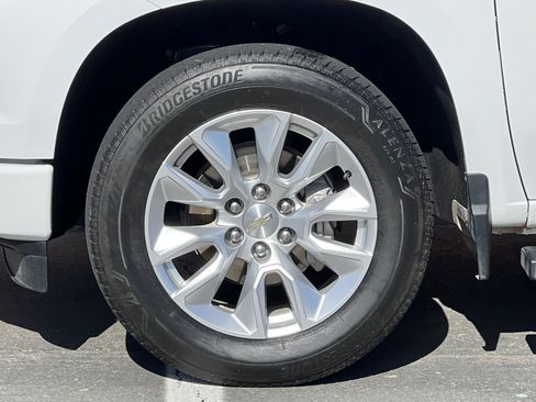 Used 2024 Chevrolet Silverado 1500 Custom w/ LPO, Dark Essentials Package RWD image 31