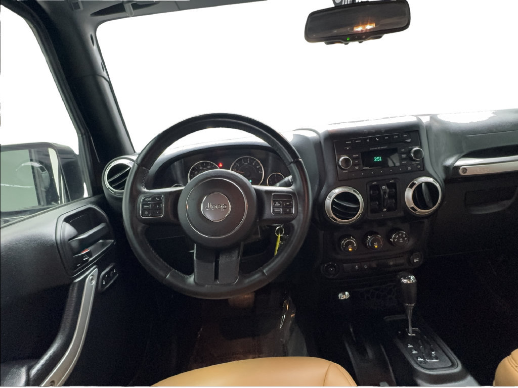 Used 2017 Jeep Wrangler Unlimited Sahara w/ Max Tow Package AWD/4WD image 35