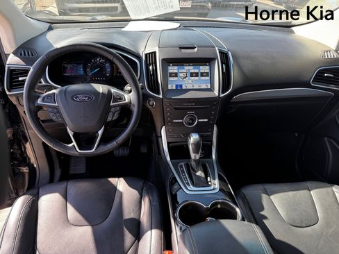 Used 2016 Ford Edge Titanium w/ Technology Package image 14