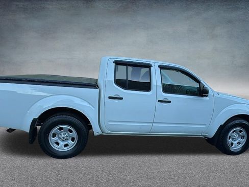 Used 2017 Nissan Frontier S RWD image 32