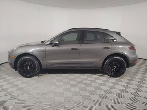 Used 2018 Porsche Macan image 2