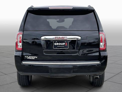 Used 2019 GMC Yukon Denali w/ Denali Ultimate Package image 4