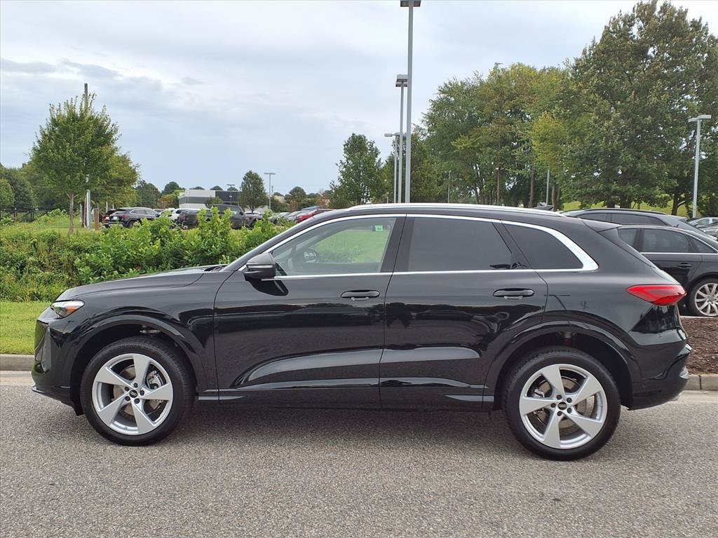 Used 2025 Audi Q5 Premium Plus AWD/4WD image 5