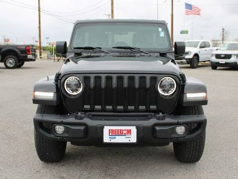 Used 2023 Jeep Wrangler Unlimited Sport image 2