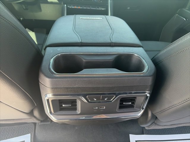 Used 2025 GMC Sierra 2500 Denali w/ Denali Reserve Package AWD/4WD image 13