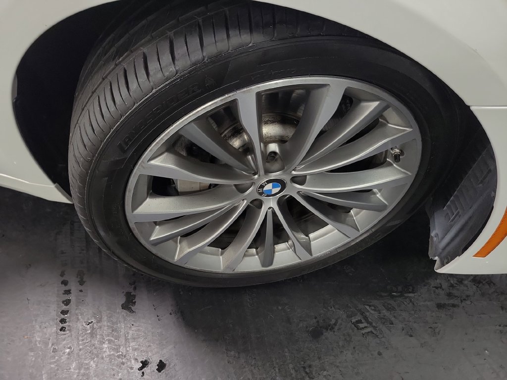 Used 2022 BMW 530i xDrive w/ Convenience Package AWD/4WD image 10