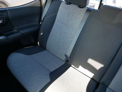 Used 2023 Toyota Tacoma TRD Off-Road image 12