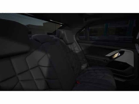 New 2025 BMW i7 eDrive50 image 12