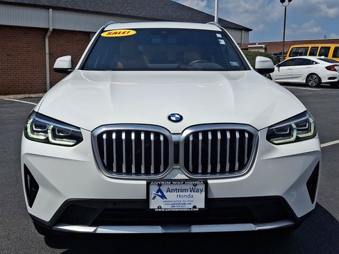 Used 2023 BMW X3 xDrive30i w/ Premium Package AWD/4WD image 2