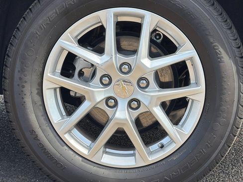 Used 2024 Chevrolet Equinox LT AWD/4WD image 26