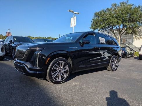 New 2026 Cadillac Vistiq Sport w/ LPO, Floor Liner Package image 1