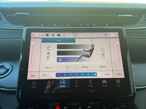 Used 2023 Jeep Grand Cherokee L Overland image 21