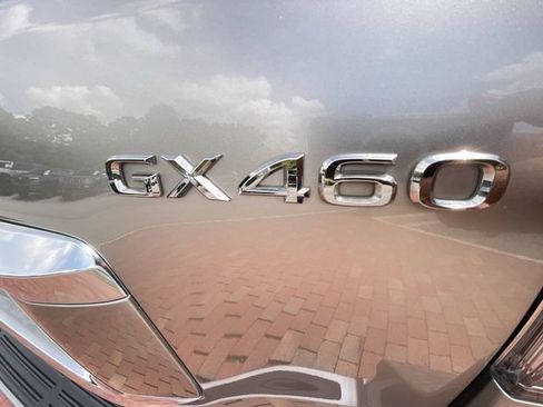 Used 2023 Lexus GX 460 Premium AWD/4WD image 34