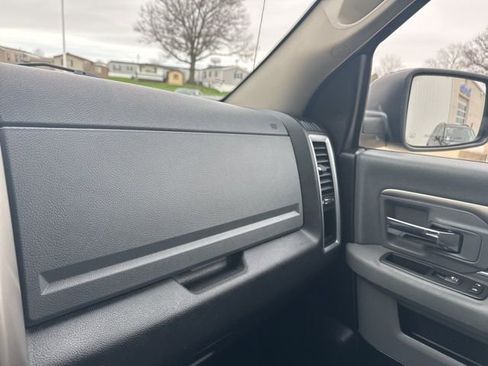 Used 2015 RAM 1500 Big Horn AWD/4WD image 31