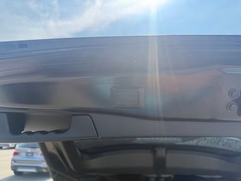 Used 2022 Toyota RAV4 XLE Premium AWD/4WD image 12