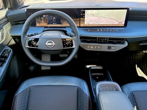 New 2026 Nissan Leaf Platinum+ w/ Cargo Package (Platinum+) image 13