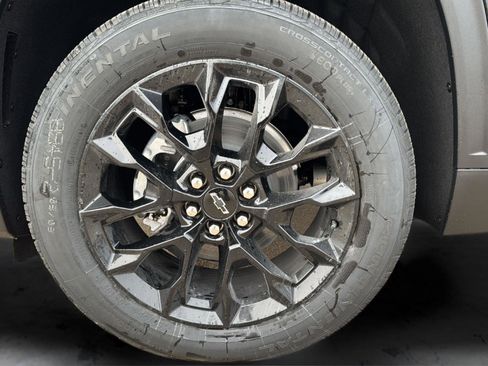 New 2026 Chevrolet Traverse LT w/ Midnight/Sport Edition AWD/4WD image 27