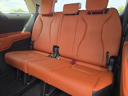New 2026 Kia Carnival EX FWD image 18
