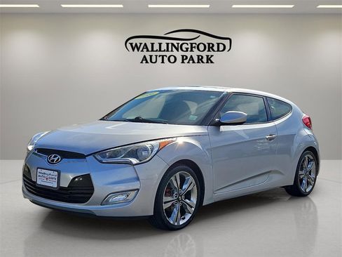 Used 2016 Hyundai Veloster Base w/ Option Group 02 image 1