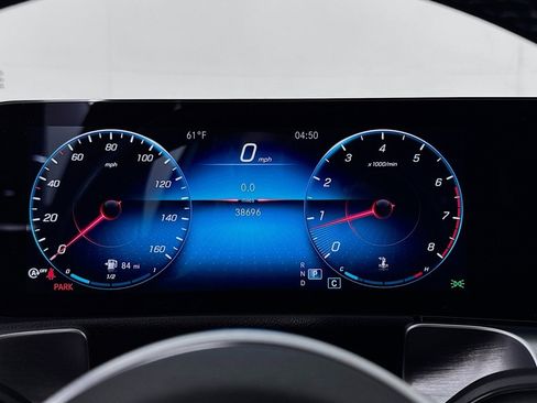 Certified 2022 Mercedes-Benz GLB 250 image 19