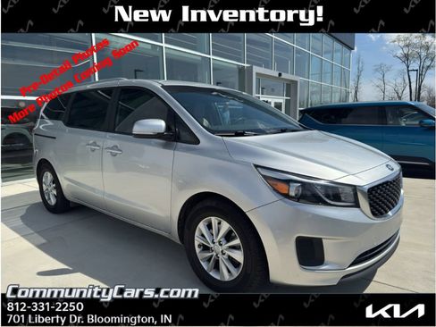 Used 2016 Kia Sedona LX w/ LX Convenience Package image 1