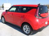 Used 2023 Kia Soul LX w/ LX Technology Package image 5