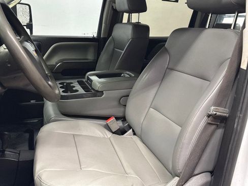 Used 2019 Chevrolet Silverado 2500 W/T image 30