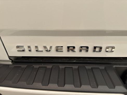 Used 2018 Chevrolet Silverado 1500 LT w/ All Star Edition AWD/4WD image 50