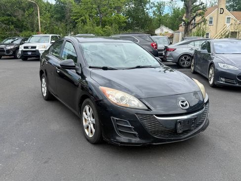 Used 2010 MAZDA MAZDA3 i Touring FWD image 2