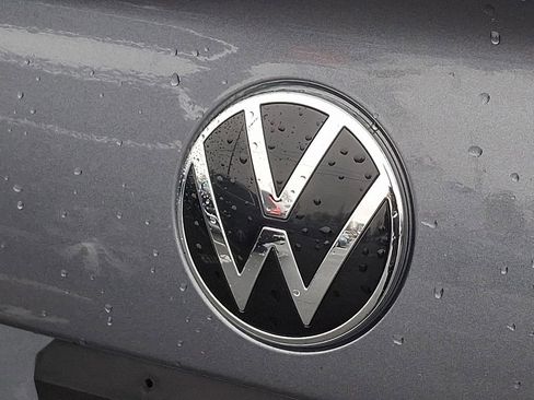 Used 2024 Volkswagen Jetta SE image 31