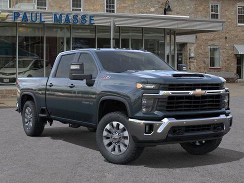 New 2026 Chevrolet Silverado 2500 LT image 7
