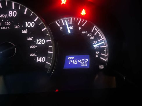 Used 2013 Toyota Camry SE image 6