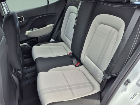New 2026 Hyundai Venue SEL FWD image 16