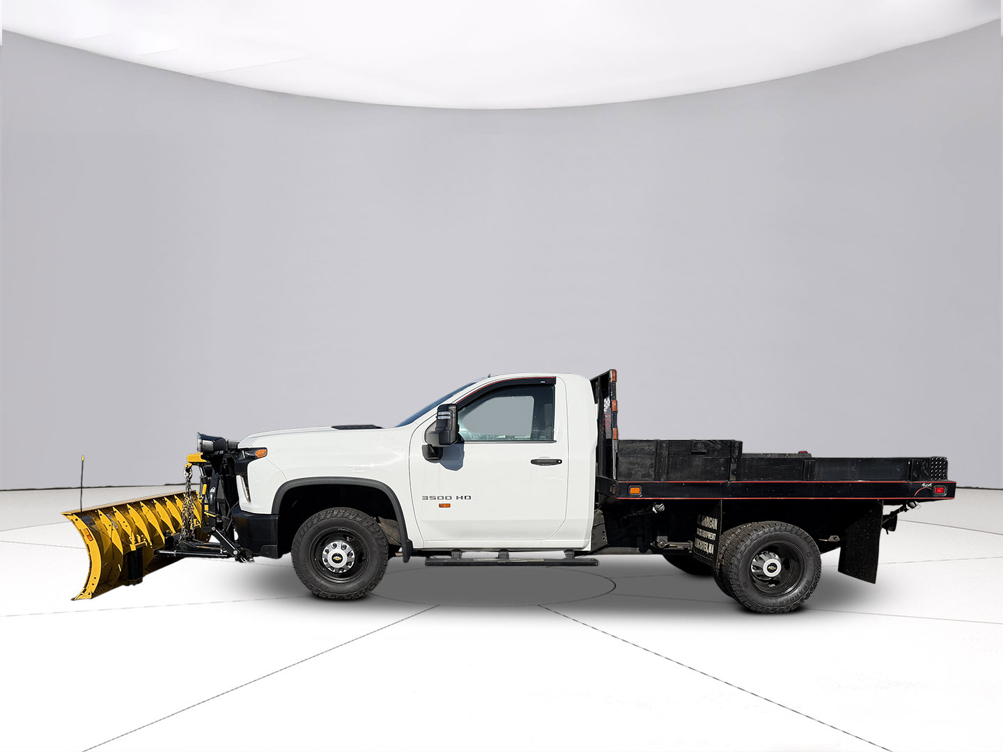 Used 2022 Chevrolet Silverado 3500 W/T w/ WT Convenience Package AWD/4WD image 3