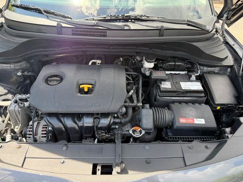 Used 2020 Kia Soul LX FWD image 21