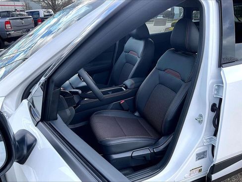 New 2026 Nissan Kicks SR w/ Cold Weather Package AWD/4WD image 11