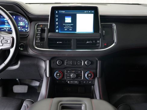 Used 2024 Chevrolet Tahoe RST w/ Luxury Package AWD/4WD image 18
