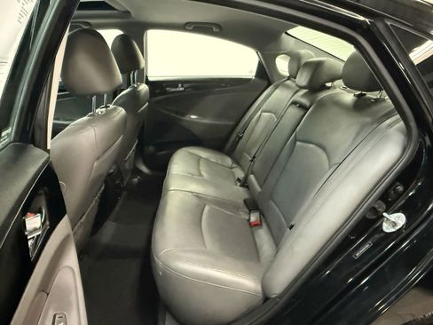 Used 2013 Hyundai Sonata Limited image 17