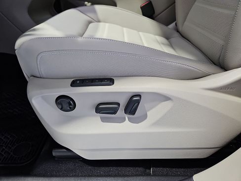 New 2026 Volkswagen Atlas SEL AWD/4WD image 18