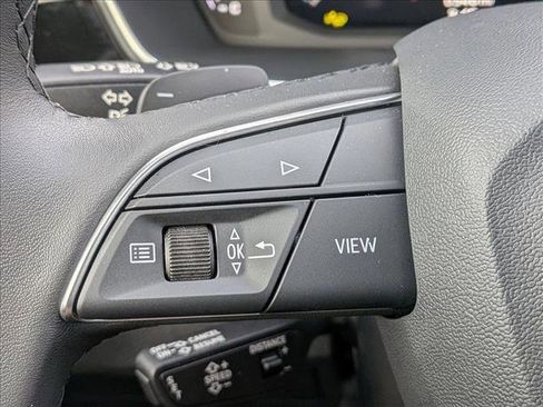 Certified 2025 Audi Q3 2.0T Premium Plus w/ Premium Plus Package image 16