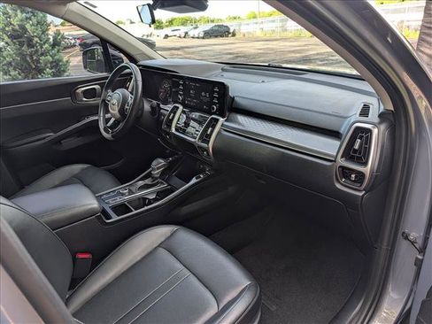 Used 2021 Kia Sorento S w/ Panoramic Sunroof Package AWD/4WD image 13
