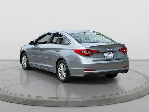 Used 2016 Hyundai Sonata SE FWD image 4